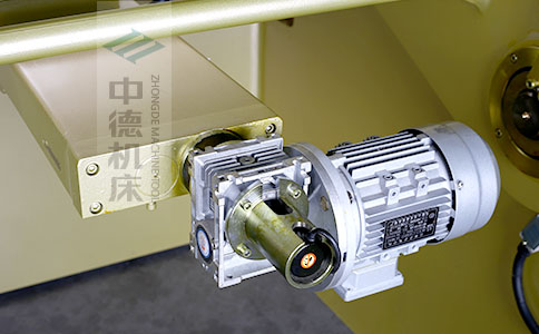 ZDS-840后檔料減速電機(jī)，質(zhì)量好，模擬運(yùn)算定位速度快.jpg